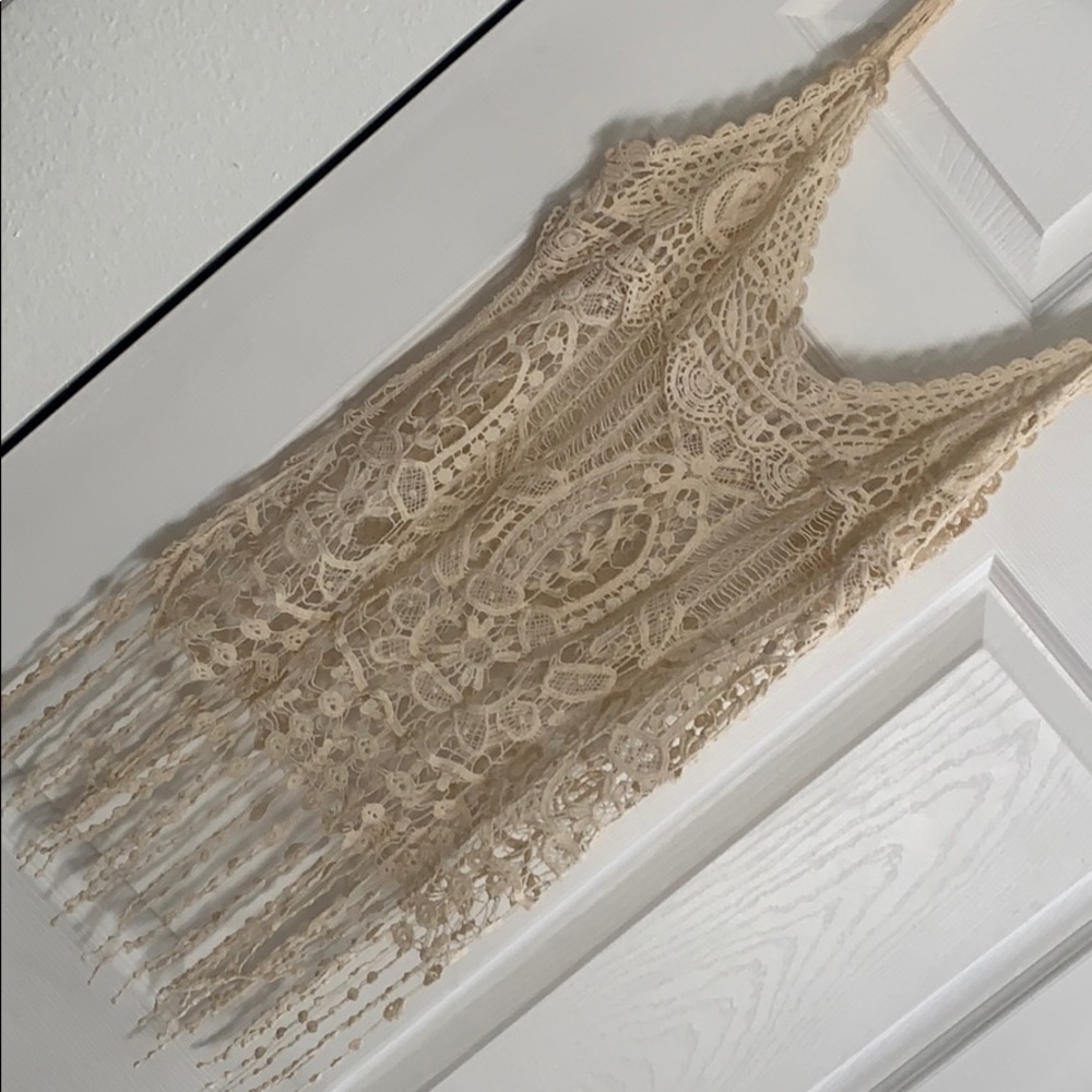 Lovely.  Size small.